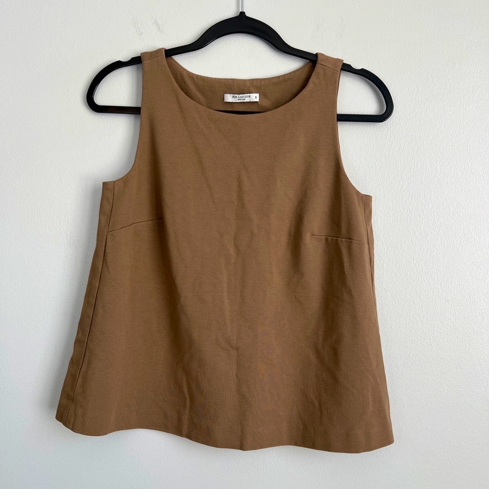 MM. LaFleur Size M • Brown Sleeveless Top